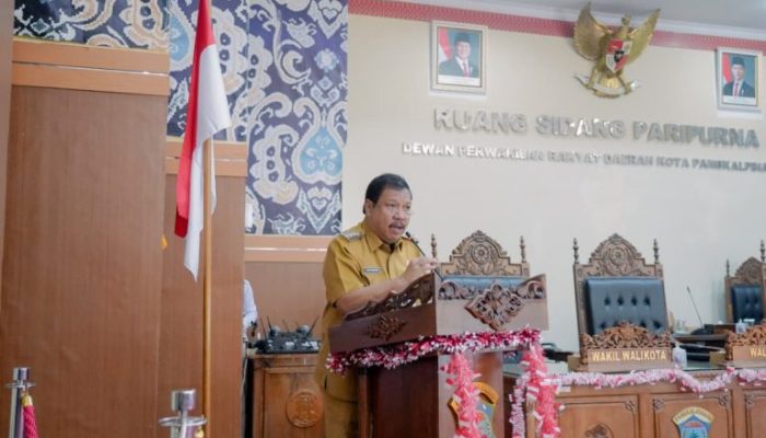 DPRD Pangkalpinang Gelar Paripurna Tanggapan Wali Kota atas Tiga Raperda