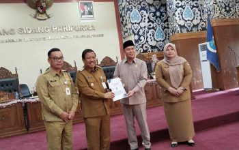DPRD Pangkalpinang Gelar Paripurna Penyampaian LKPJ 2025
