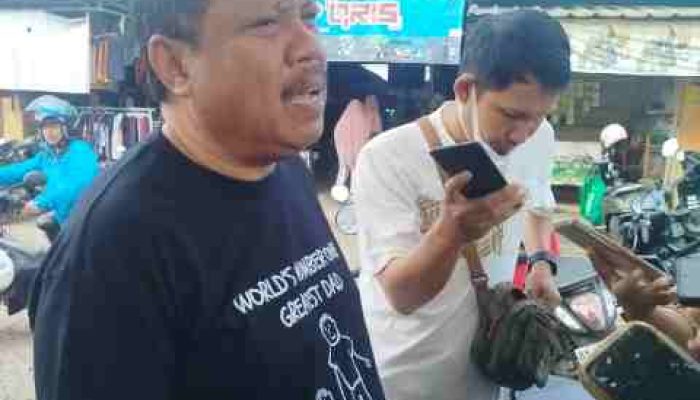 Jumat Asri, Pemkot Pangkalpinang Bersihkan Pasar Rumput